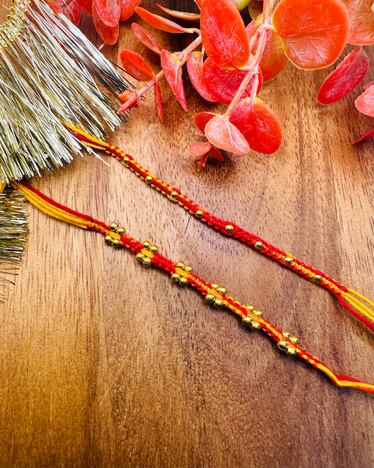Set of two evergreen Moli Threads